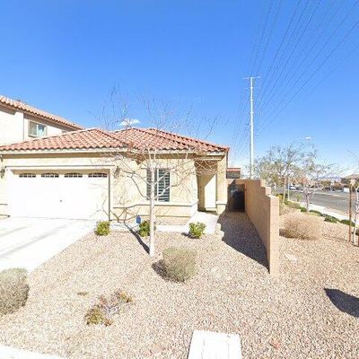 5692 Iron Rock Dr, Las Vegas, NV 89148