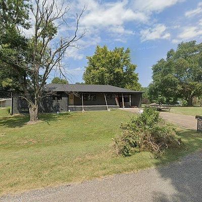 57 Chris Dr, Dyersburg, TN 38024