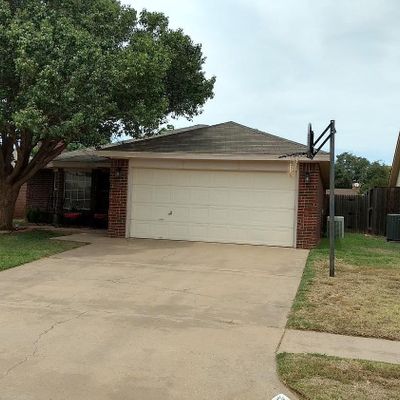 5702 96 Th St, Lubbock, TX 79424