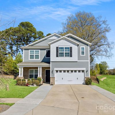 5703 Eleanor Rigby Rd, Charlotte, NC 28278