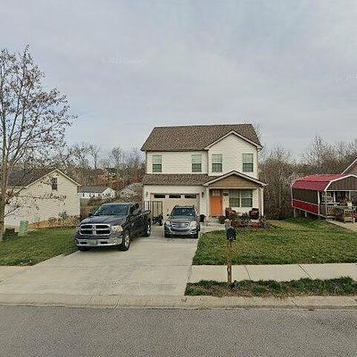 576 Cedar Valley Dr, Clarksville, TN 37043