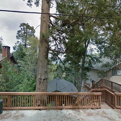 579 E Victoria Ct, Lake Arrowhead, CA 92352