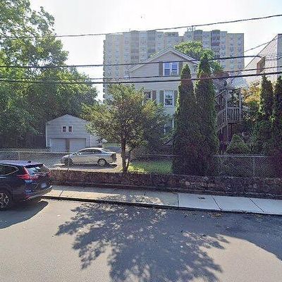 50 Glenbrook Rd #12 B, Stamford, CT 06902