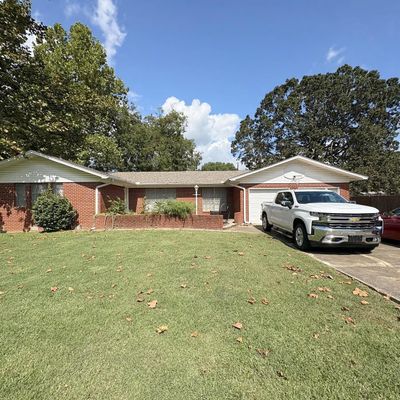 504 Minnesota St, Beebe, AR 72012