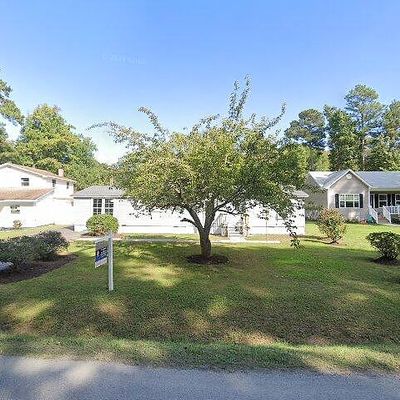 508 Wakefield Dr, Colonial Beach, VA 22443