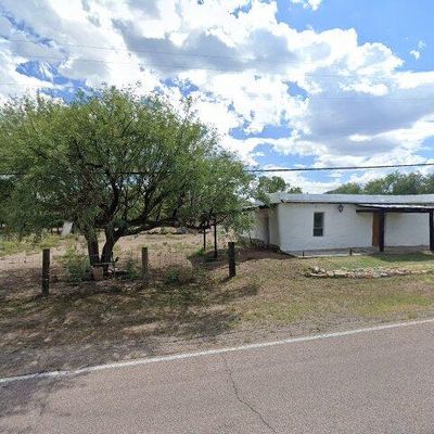 51 Bridge Rd, Tubac, AZ 85646