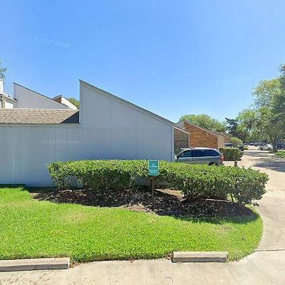 51 Chervil Cmn, Lake Jackson, TX 77566