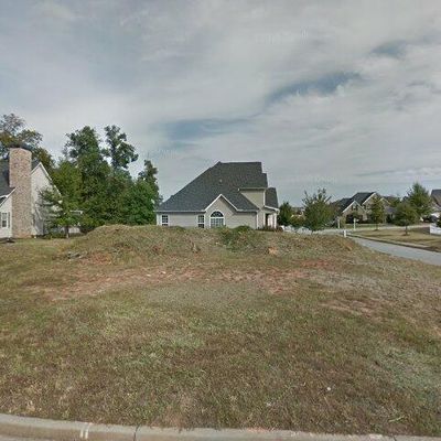 51 Camden Cir, Newnan, GA 30265