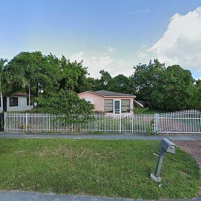 51 Nw 118 Th St, Miami, FL 33168