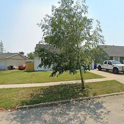 5101 Gordon Ave Nw, Cedar Rapids, IA 52405