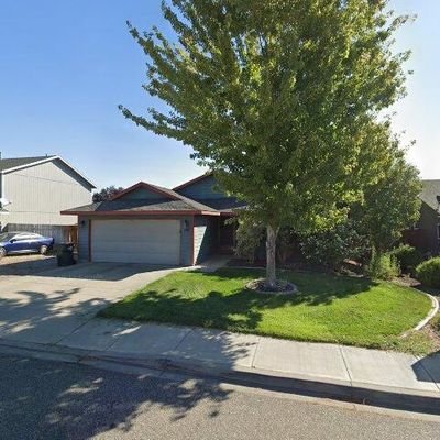 5103 Flores Ln, Pasco, WA 99301