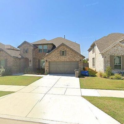 5105 Hedgerow Dr, Aubrey, TX 76227