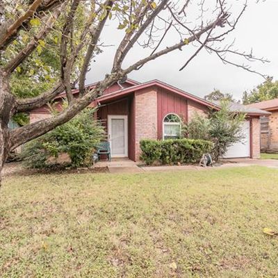 5124 Anderson St, Fort Worth, TX 76105