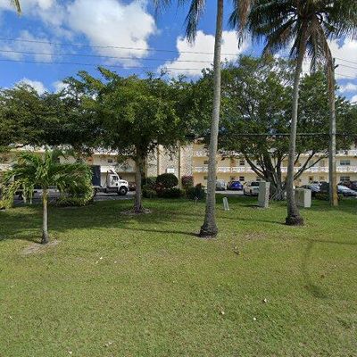 5131 W Oakland Park Blvd #211, Lauderdale Lakes, FL 33313