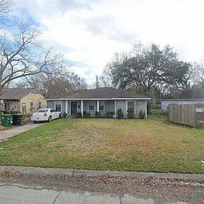 5131 Dickens Rd, Houston, TX 77021