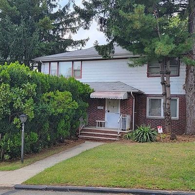 519 4 Th St, Palisades Park, NJ 07650