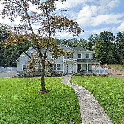 519 Brook Ave, Westwood, NJ 07675