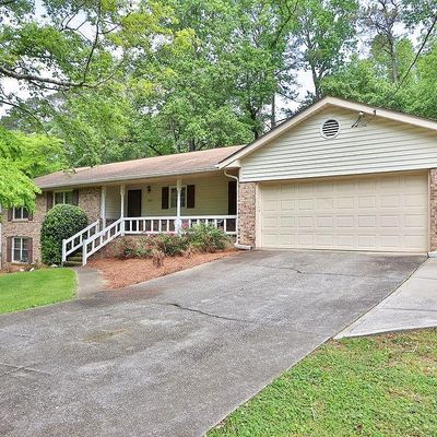 5191 Clearwater Dr, Stone Mountain, GA 30087