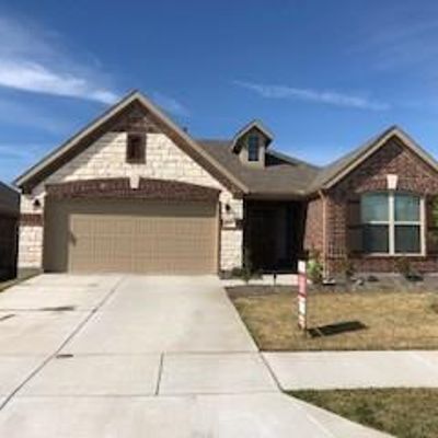 520 Fossil Creek Dr, Little Elm, TX 75068