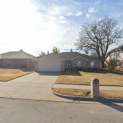 5208 Paulie Dr, Denton, TX 76208