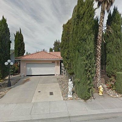 611 Tennis Ln, Tracy, CA 95376