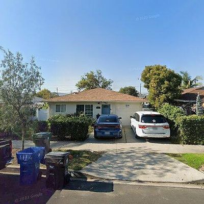 613 Gulf Ave, Wilmington, CA 90744