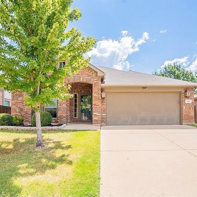 613 Swift Current Dr, Crowley, TX 76036