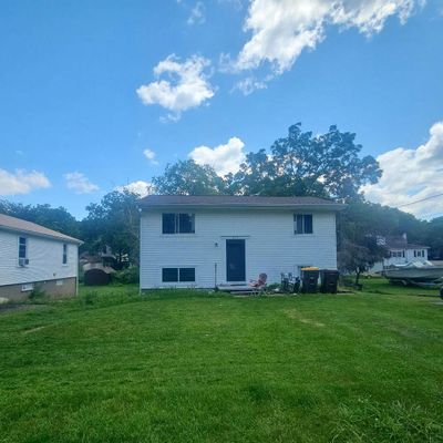 615 Jennie St, Eaton Rapids, MI 48827