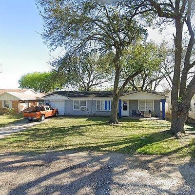 616 Benson St, La Marque, TX 77568