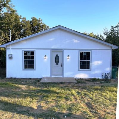 621 W Pine St, Jacksboro, TX 76458