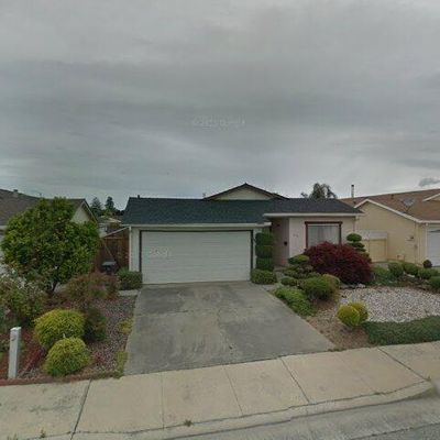 631 Peartree Dr, Watsonville, CA 95076