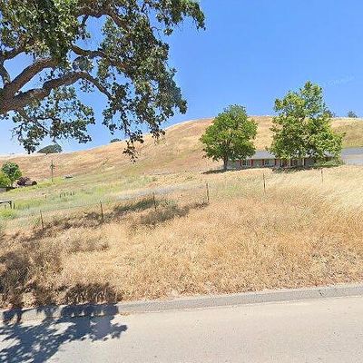 6310 Linne Rd, Paso Robles, CA 93446