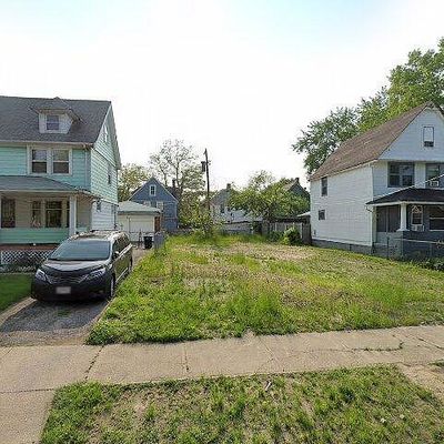 634 E 118 Th St, Cleveland, OH 44108