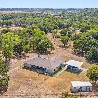 637 Maddux Rd, Weatherford, TX 76088