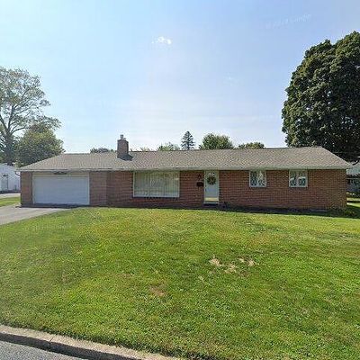 6370 Carpenter St, East Petersburg, PA 17520