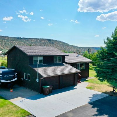 6410 N E Ochoco Highway, Prineville, OR 97754