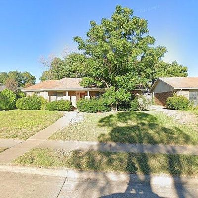 6421 Glenmoor Dr, Garland, TX 75043