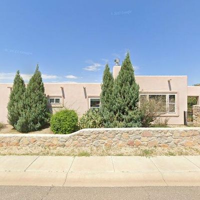 6427 Serrano Dr, Las Cruces, NM 88012