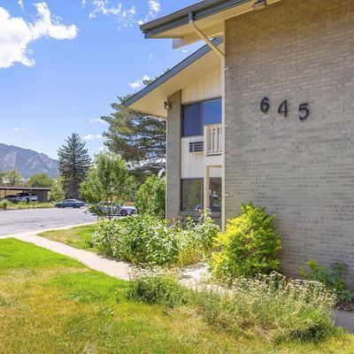 645 Manhattan Pl #106, Boulder, CO 80303