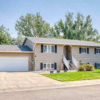 6507 Hendrich Ct, Gillette, WY 82718