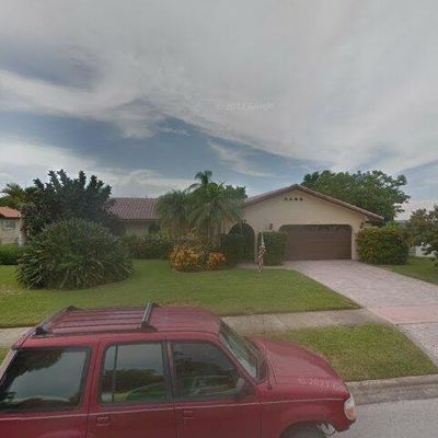 655 Barcelona Ct, Satellite Beach, FL 32937