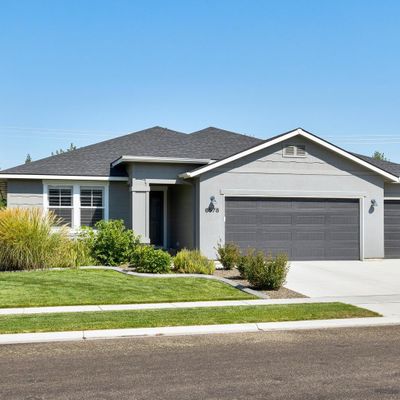 6578 E Thornton St, Nampa, ID 83687