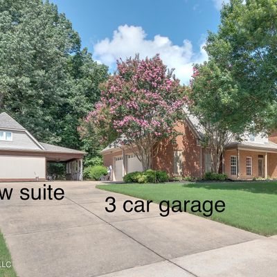 6593 Darren Dr, Olive Branch, MS 38654