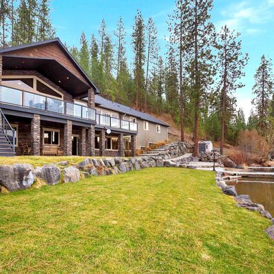 6627 W Thomas Ln, Nine Mile Falls, WA 99026