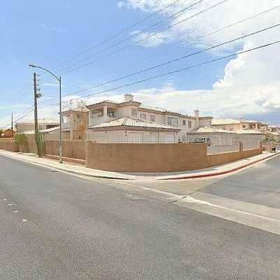 6701 Amarinta Ave, Las Vegas, NV 89108