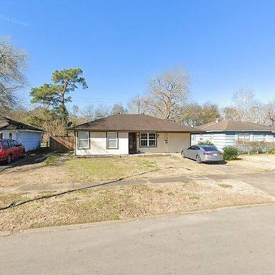 6714 Crosswell St, Houston, TX 77087