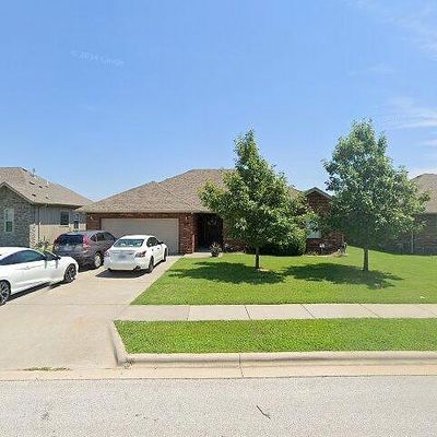 672 Santa Monica Dr, Nixa, MO 65714