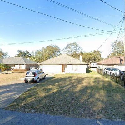 5815 Louisville Ave, Pensacola, FL 32526