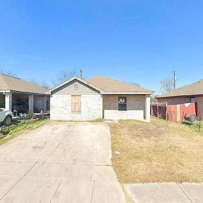 5823 Bowsprit St, San Antonio, TX 78242