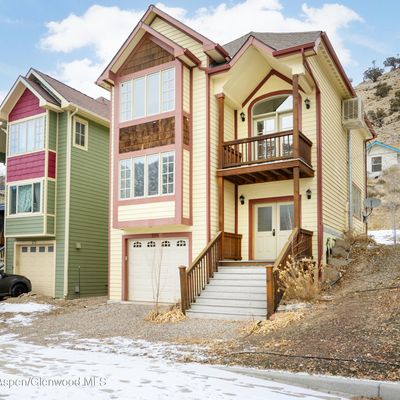 586 E Main St, New Castle, CO 81647